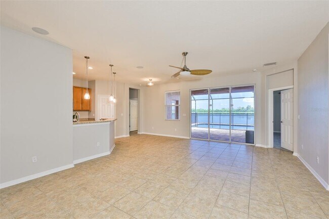 Building Photo - 813 Seminole Sky Dr