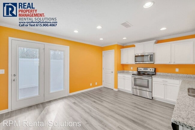 Building Photo - 2 br, 2.5 bath House - 3511 Nightshade Dr.