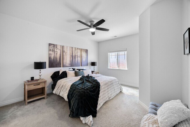 Building Photo - New 3 bedroom/2 bath/3 car garage for Rent
