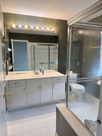 Building Photo - 6006 Plum Isle Way