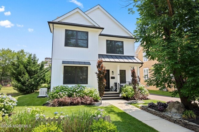 Building Photo - 28 Rector Pl