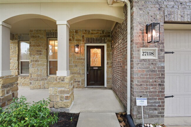 Building Photo - 27118 White Sage Cove Ln
