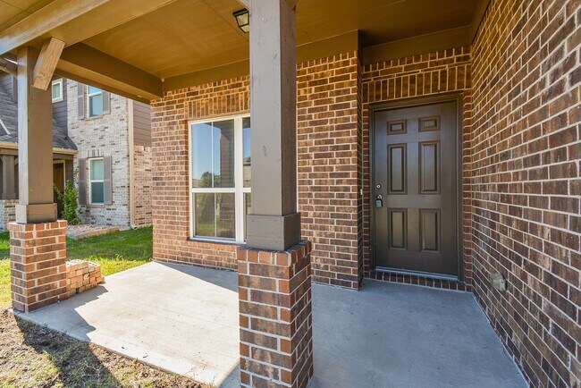 Building Photo - 2380 Elm Crossing Trail