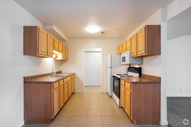 1BR, 1BA - 650 SF - Kellar Commons