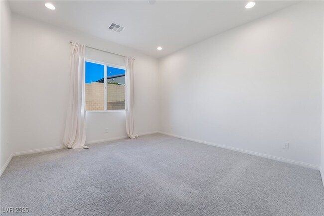 Building Photo - 9117 Sag Vly Ct