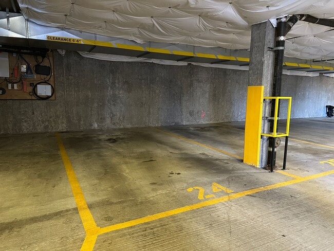 Building Photo - 2 Weeks Free Rent at Wonderful Greenwood 2 Bed/2Bath