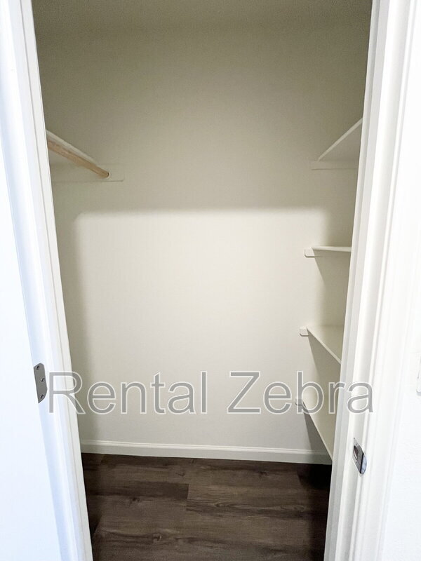 Building Photo - 4075 Cinnabar Ct