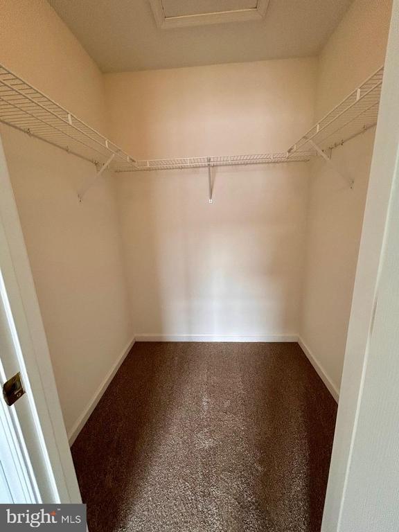 Building Photo - 2005 Greystone Dr