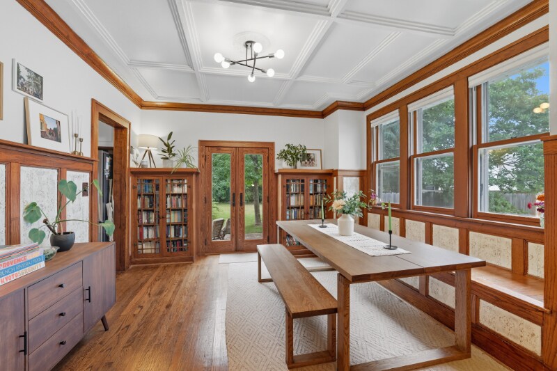 Building Photo - 1679 Hubbard Ave