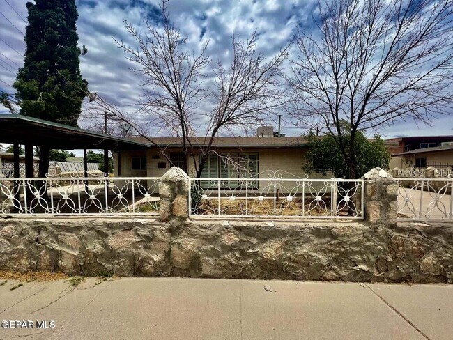 Building Photo - 7051 Becky Ln