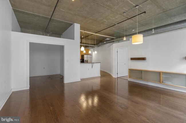 Building Photo - 112 N 2nd St