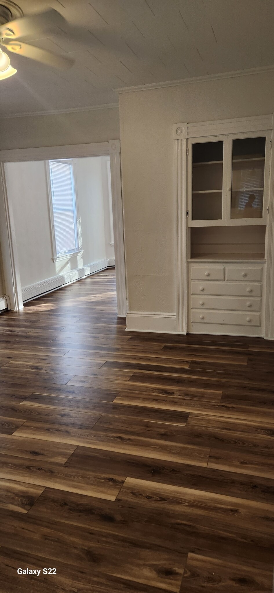 Dining room - 72 S Central St