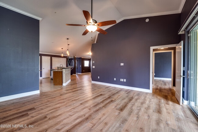 Building Photo - 6631 Shaded Rock Ct