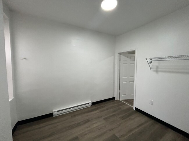 Building Photo - 2736 N Croskey St