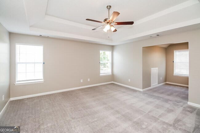 Building Photo - 6462 Dekeon Dr