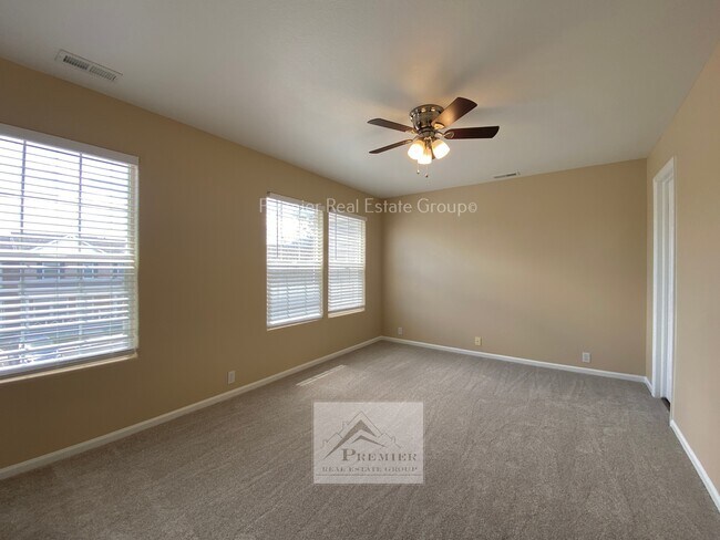 Building Photo - 2748 Scotchbroom Point