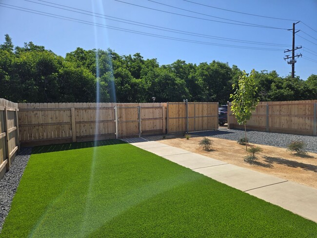 Building Photo - Brand-New 2 Bedroom, 1 Bath ADU — $1695/mo