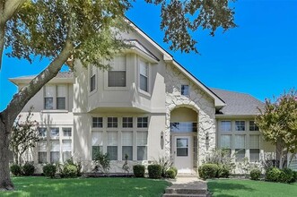 Building Photo - 2409 McCarran Dr