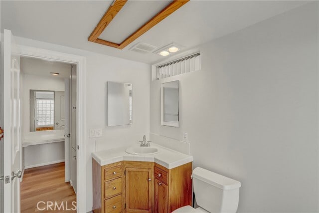 Building Photo - 2142 Orange Ave