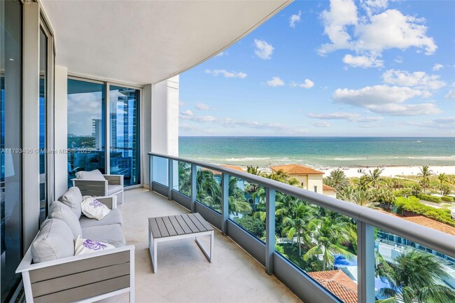 Building Photo - 5959 Collins Ave