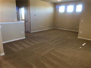 Building Photo - 2880 Donnell Dr