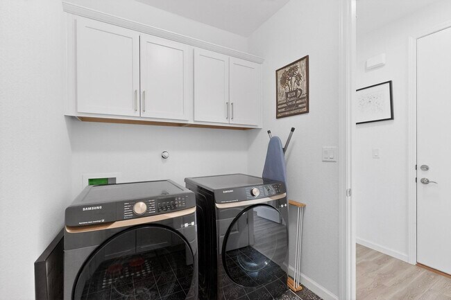 Building Photo - 8345 Salinger Wy NW