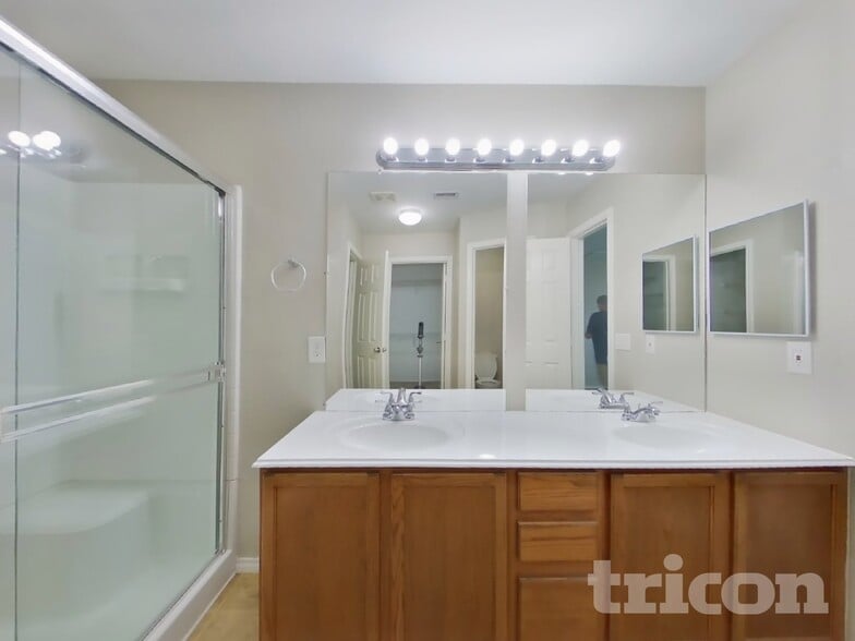 Building Photo - 26143 Ripley Hills Dr