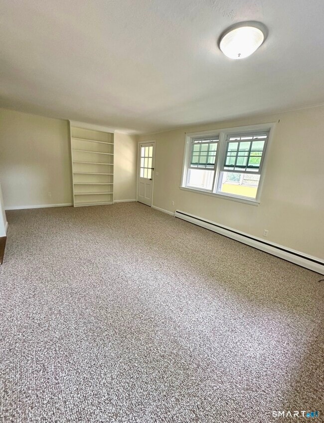 Building Photo - 15 Prospect St