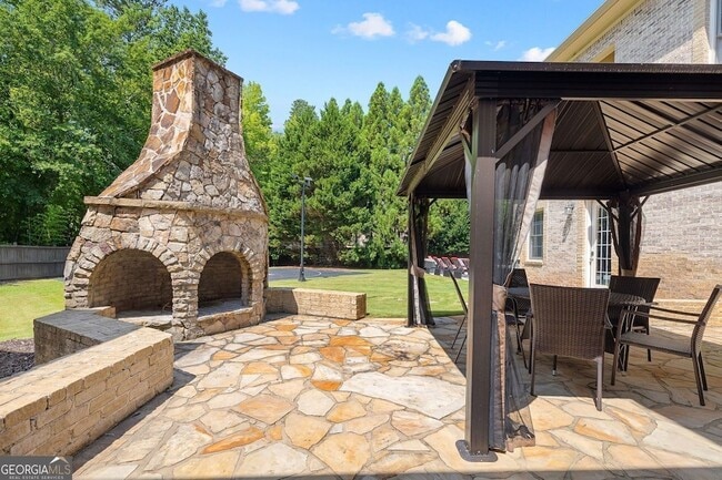 Building Photo - 11140 W Rd