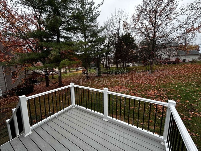 Building Photo - 662 Lakewood Dr