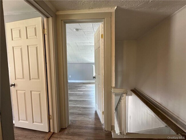 Building Photo - 1399 US-44
