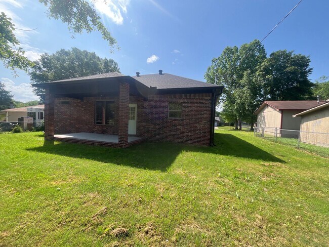 Building Photo - New construction mins from LRAFB