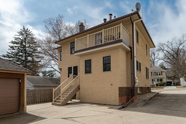 Building Photo - 3 Bed, 1.5 Bath Home for Rent – Historic S...