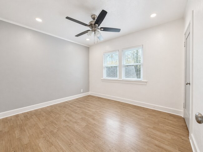 Building Photo - Charming 3-Bedroom Home for Lease in College West, San Diego