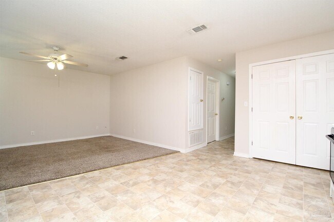 Building Photo - 2517 N 7th Ave