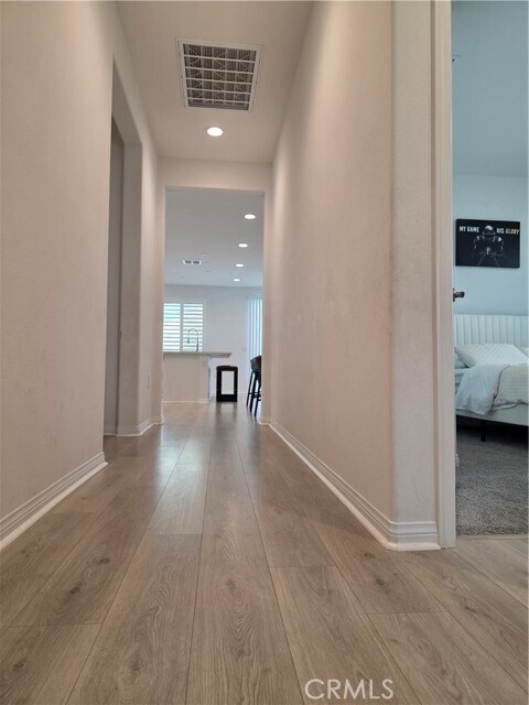 Building Photo - 24115 Hillcrest Dr