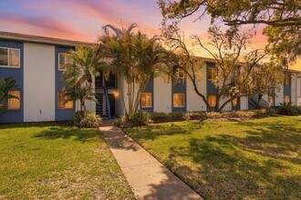 Building Photo - 240 Cypress Ln
