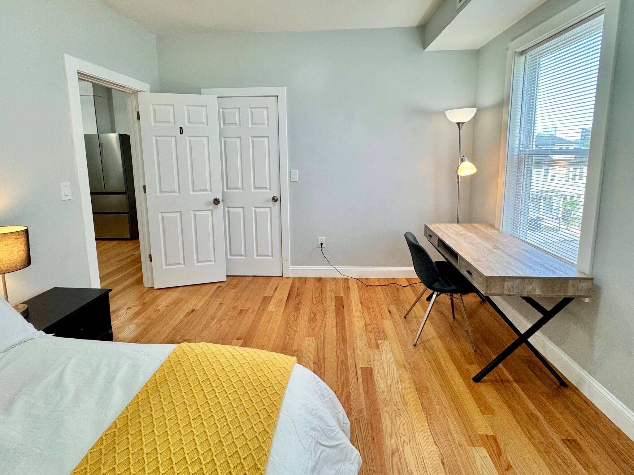 Building Photo - 188 Hillside St