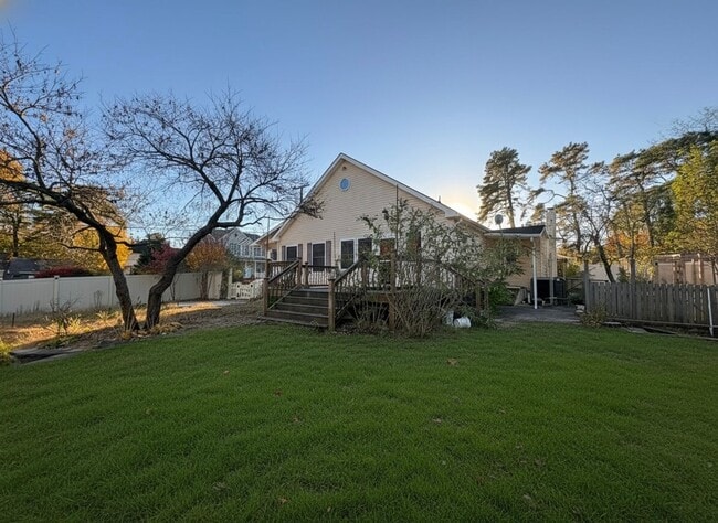 Building Photo - Lakefront 3-Bedroom Home with Dock & Stunn...