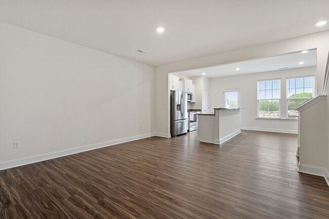 Building Photo - Beautiful 3-Bedroom Home in Desirable Clayton Community | Modern Finishes & Great Location