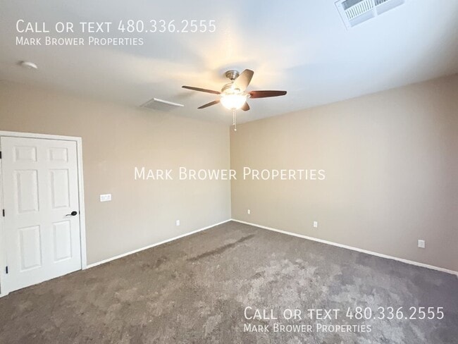 Building Photo - 1204 E Blackfoot Daisy Dr