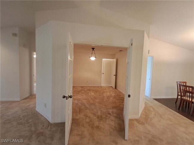 Building Photo - 1306 Diplomat Pkwy W