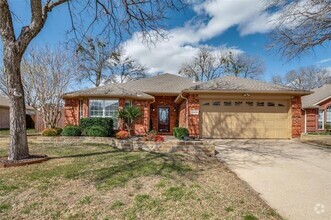 Building Photo - 15692 Western Trail