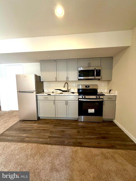 Building Photo - 3010 Winterbourne Dr