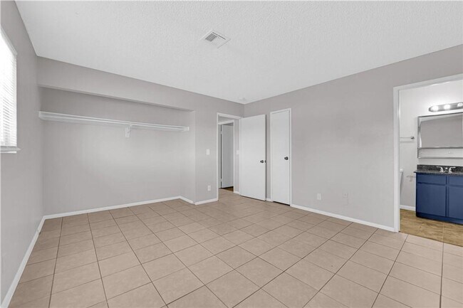 Building Photo - Available for move in 05/24/2023