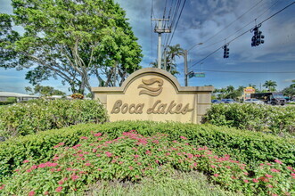 Building Photo - 8871 Warwick Dr