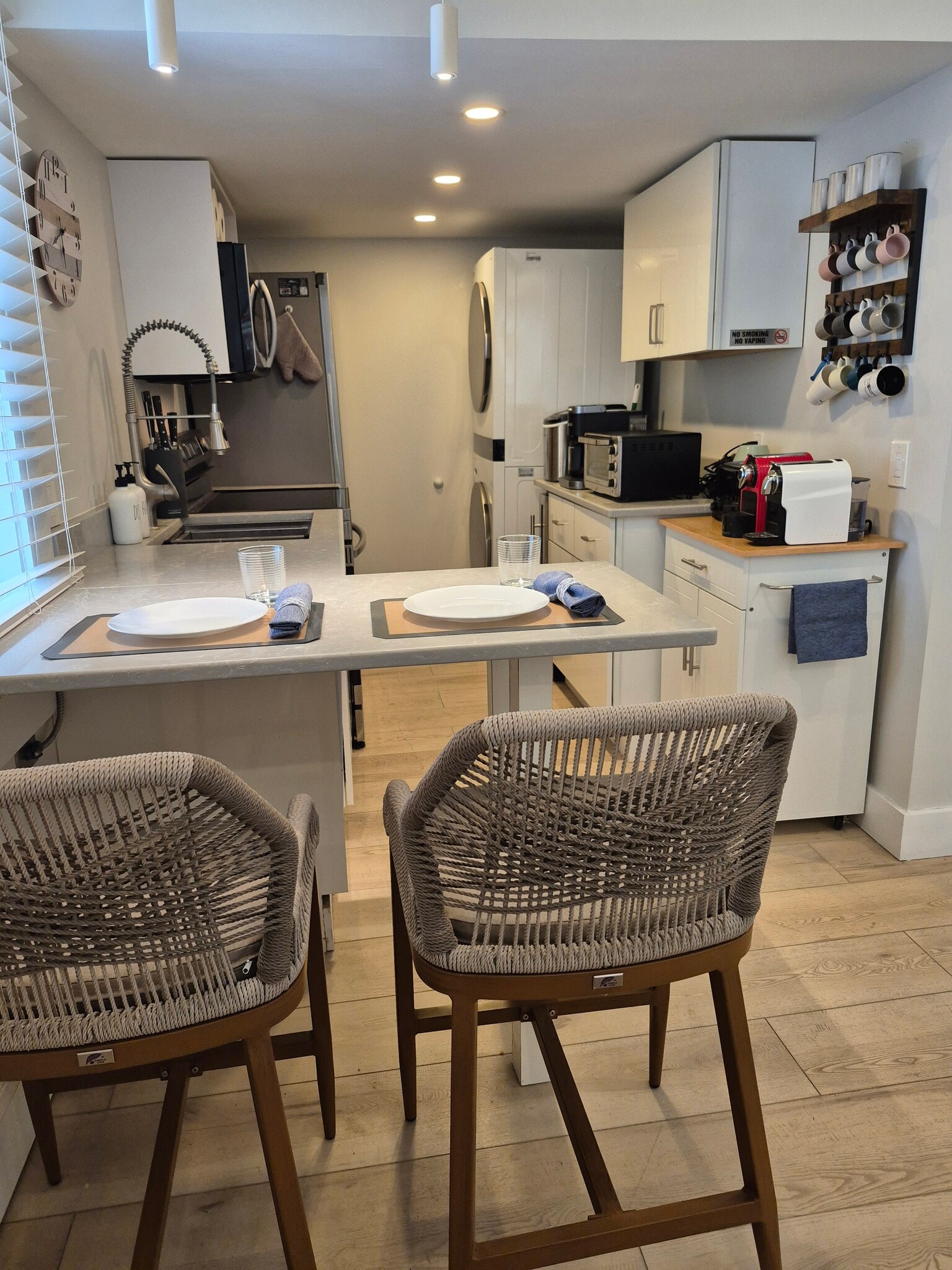 Building Photo - 1220 Newton St