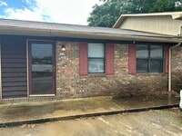 Building Photo - McCullars- 422