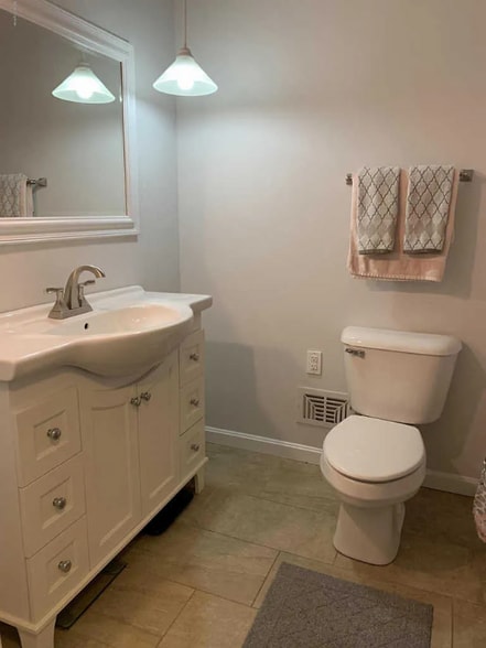 Building Photo - 2104 Terriwood Ct