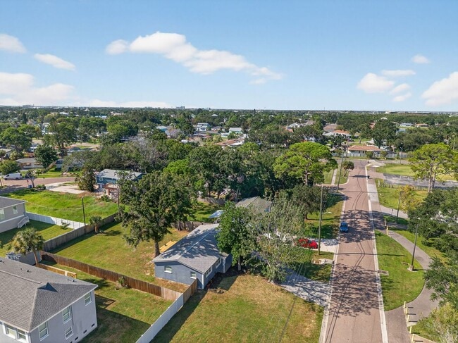 Building Photo - Fully Remodeled 3BR Home with Large Fenced Yard & New Deck